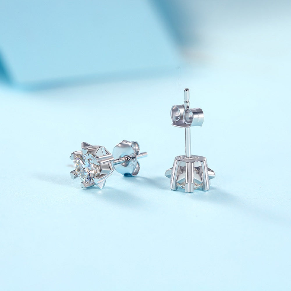 CA04（スノーフレーク）S925モアッサナイトピアス