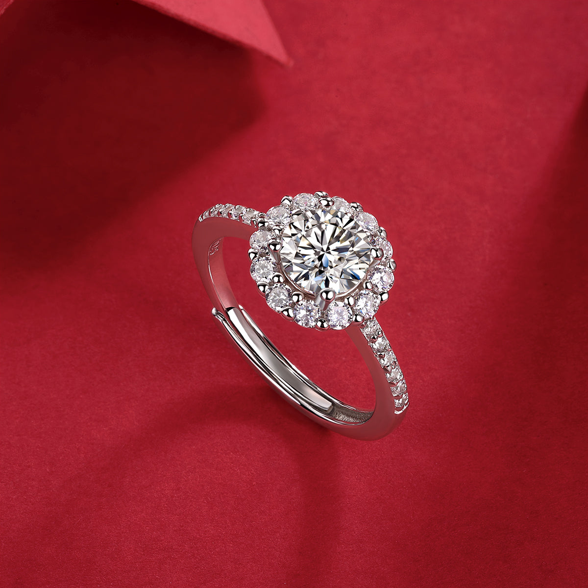 AA13(Bloom in the Heart)S925モアッサナイトリング